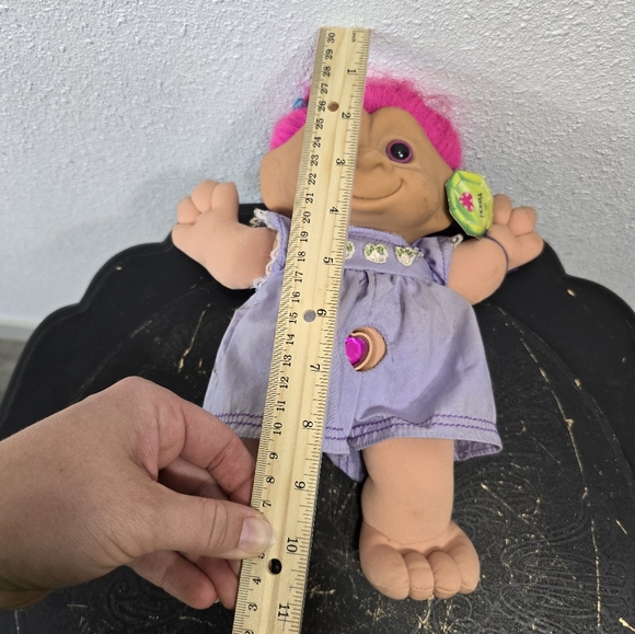 Treasure Trolls Cuddle Tots 1st Edition Yazzi - Picture 11 of 11